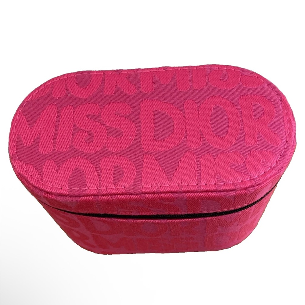 LIMITED EDITION Miss Dior Pink Vanity Case & Miss Dior Phone Grip Set - Picture 8 of 16